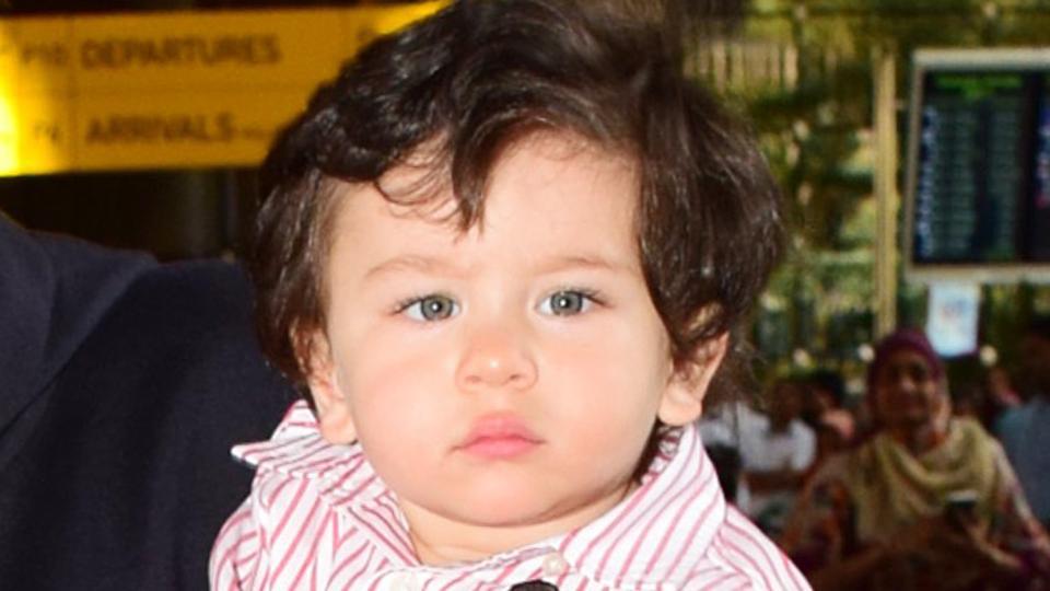 Taimur Ali Khan, rocking the blue